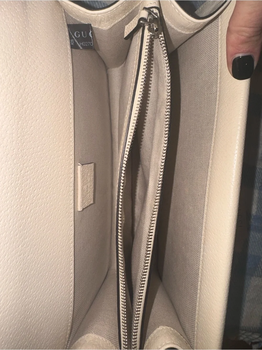 Gucci Dionysus Medium Leather Cream Shoulder Bag with Silver Detail - Picture 9 of 10